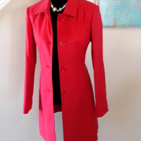 DStudio/Stylish Red Coat - Picture 7 of 10